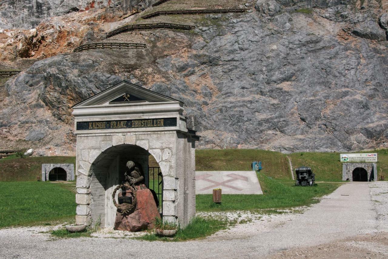 La Casa Di Davide - David Home Cave del Predil エクステリア 写真